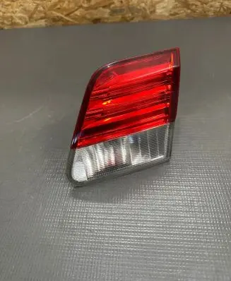 Toyota Avensis T270 Rear/tail lights