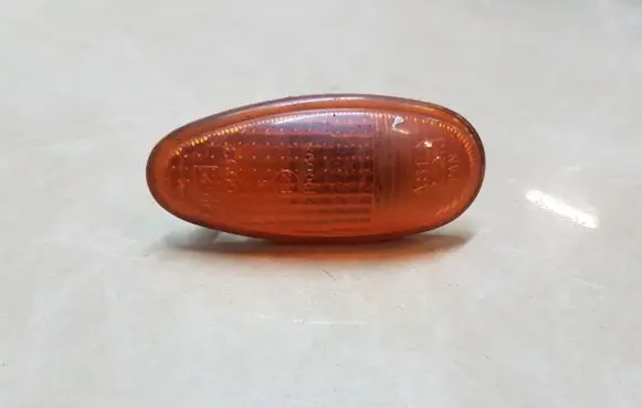Mitsubishi Pajero Sport I Front fender indicator light