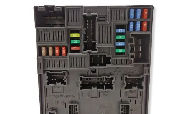 Renault Talisman Fuse module 284B66234R 1714493506 58G112F09