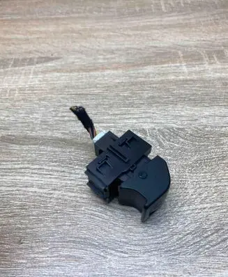 Opel Meriva B Hand parking brake switch 13271123 WITHPLUG