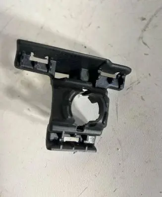 Porsche Macan (95B) Front parking sensor holder (PDC) 95b807132f