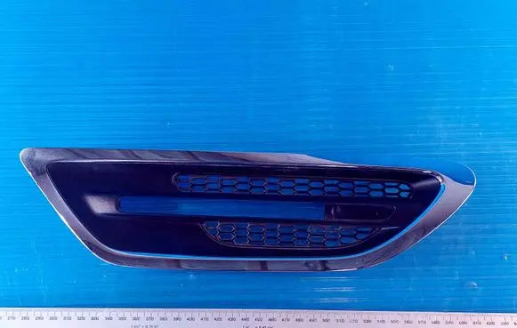 BMW M5 Fender grill 7903880 22405910