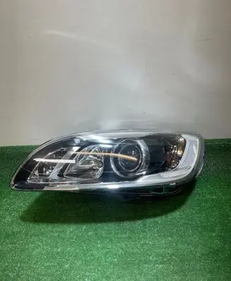Volvo V60 Headlight/headlamp 31420261