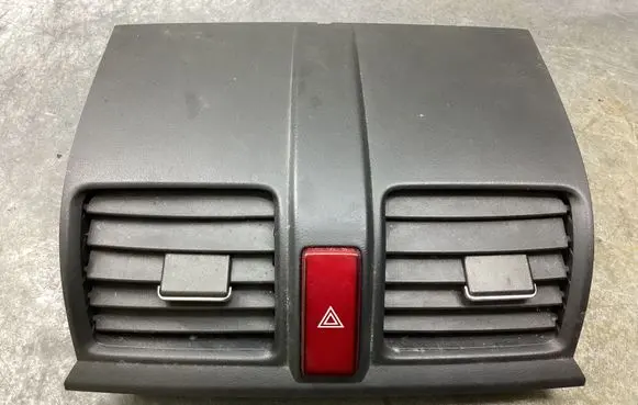Honda CR-V Dash center air vent grill 77610SWAA0