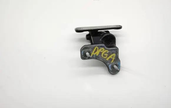 Mercedes-Benz GLK (X204) Rear door lower hinge