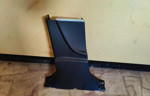 Tesla Model S (B) pillar trim (bottom) 102076900D