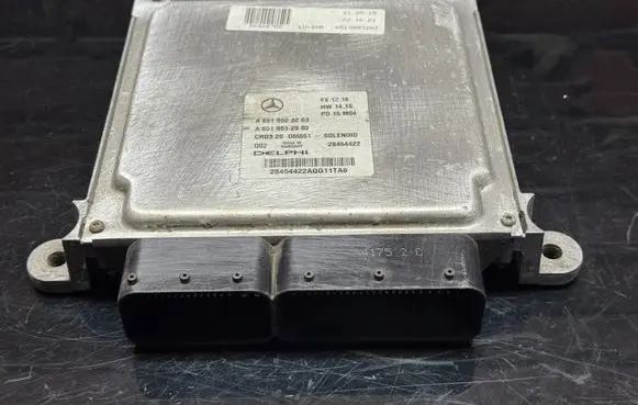 Mercedes-Benz Sprinter W906 Engine control unit/module A6519003203 A6519012902