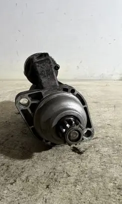 Volkswagen Touran I Starter motor 116683