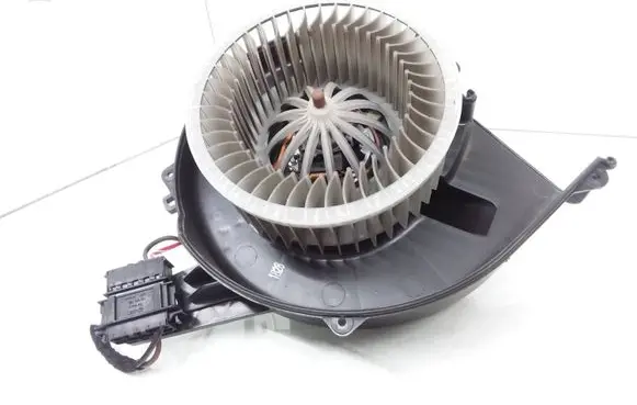 Audi A1 Heater fan/blower 6R1819015