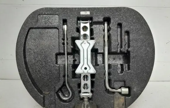 Honda Civic Tool box 