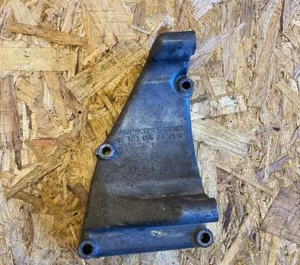 Mercedes-Benz E W124 other engine part 1031550435