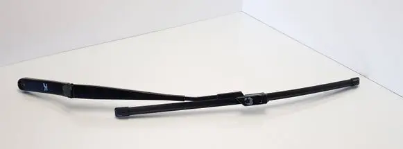 Volkswagen PASSAT B6 Front wiper blade arm 3C1955409C