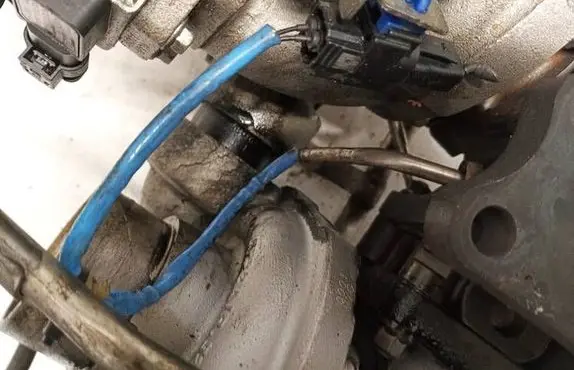 Mazda 6 Exhaust gas temperature sensor 