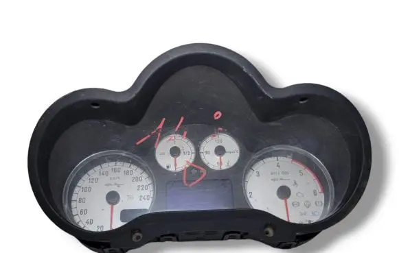 Alfa Romeo 147 Speedometer (instrument cluster) 156063199 110080304063