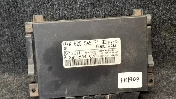 Mercedes-Benz E W212 Parking PDC control unit/module A0255457132 0263004023