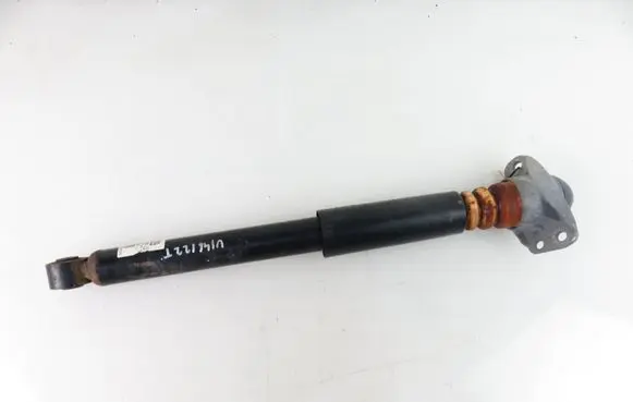 Volkswagen PASSAT CC Rear shock absorber/damper 