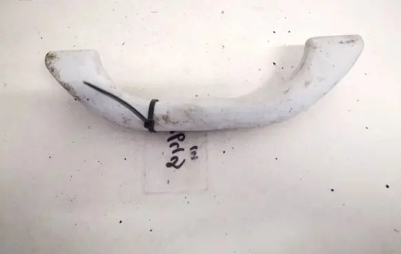 Volkswagen PASSAT B5 Front interior roof grab handle 3b0857607
