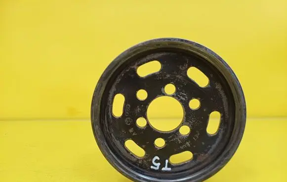 Volkswagen Transporter - Caravelle T5 Power steering pump pulley 038145255A