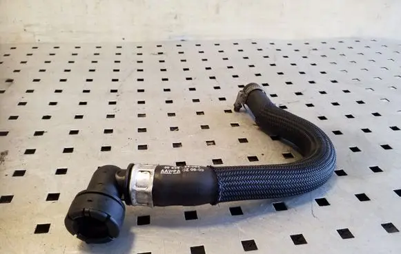 Volvo XC90 Engine coolant pipe/hose 30636934