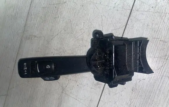 Volvo V50 Wiper control stalk 17D770 PA6GF30