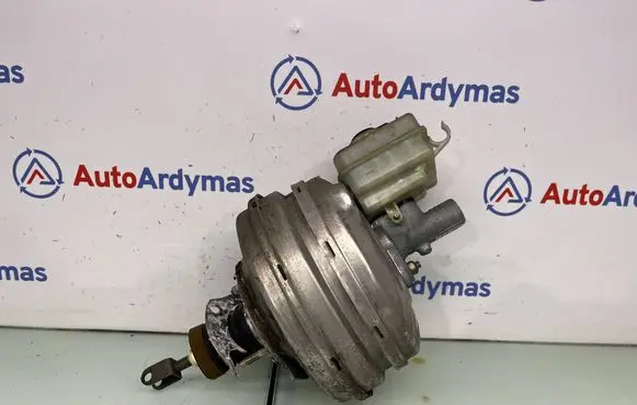 BMW 5 E60 E61 Brake booster 6779742 34336779742 6761086