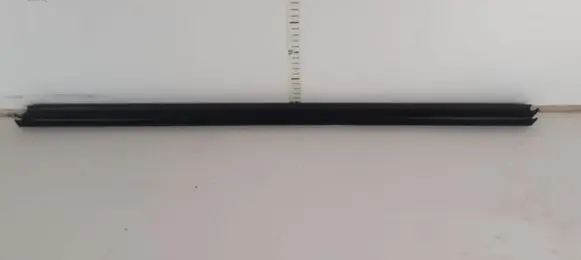 Volvo XC60 Rubber seal front door window/glass 30762370