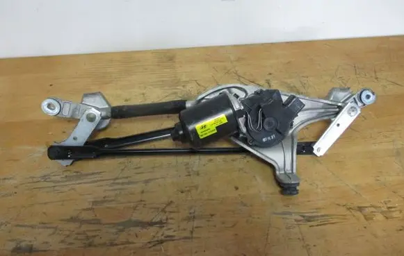 Hyundai Tucson TL Front wiper linkage and motor 98100D3000