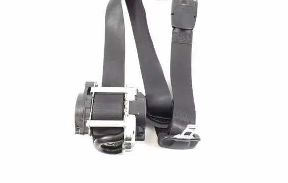 Mini Cooper Countryman F60 Front seatbelt 7453789