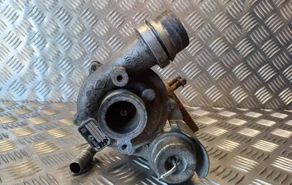 Renault Clio III Turbo 54359710028 82728353