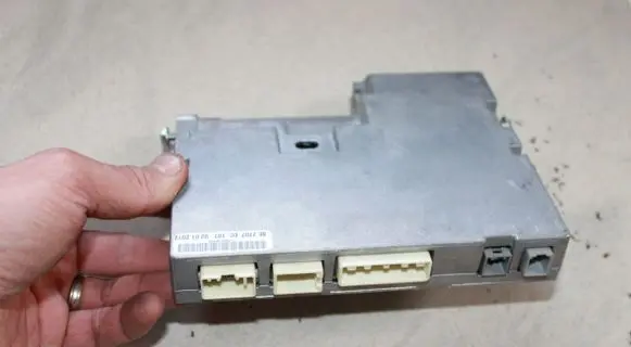 Toyota Prius (XW30) Navigation unit CD/DVD player 86840YY080 BE7707 EXTENSIONBOX