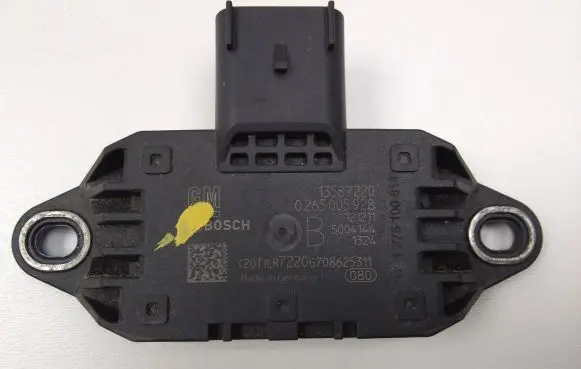 Opel Mokka ESP acceleration yaw rate sensor 13587220
