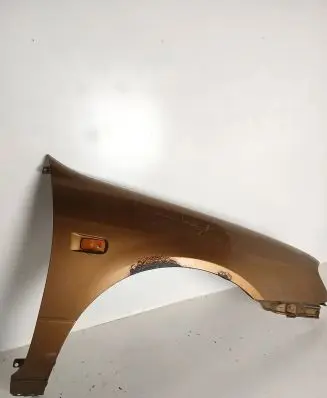 Nissan Primera Fender