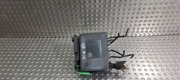 Volkswagen Golf VII ABS Pump 5Q0614517T 5Q0907379AA