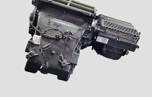 Opel Ampera Interior heater climate box assembly 786658976 22910703 16464192