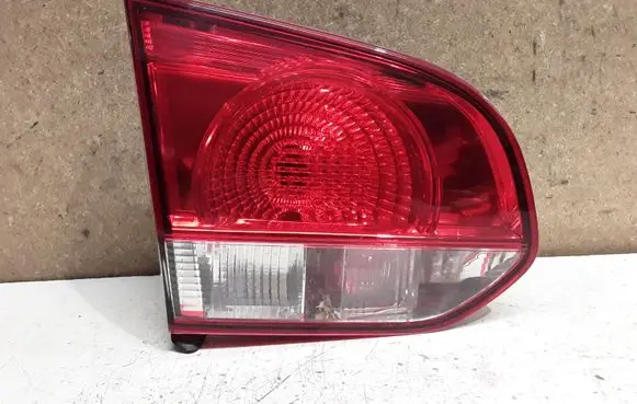 Volkswagen Golf VI Tailgate rear/tail lights 5K0945093G