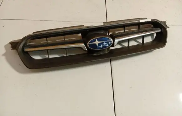 Subaru Legacy Front grill