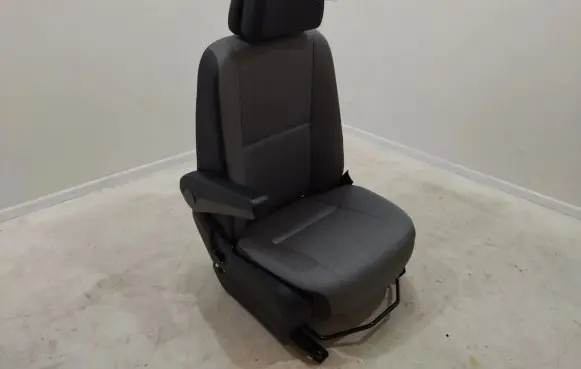 Mercedes-Benz Sprinter W906 Front driver seat 