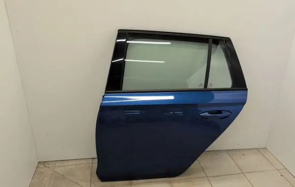 Skoda Octavia Mk4 Rear door 5E7833311