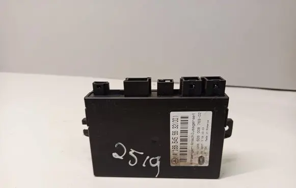 Mercedes-Benz Sprinter W906 Tow bar trailer control unit/module A1695455632