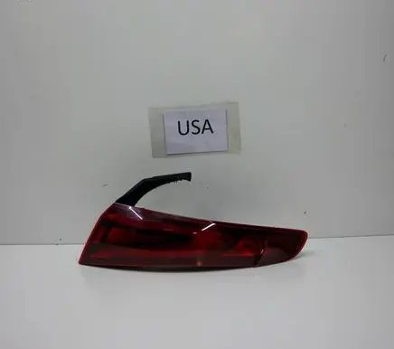 Alfa Romeo Giulia Rear/tail lights 20690206