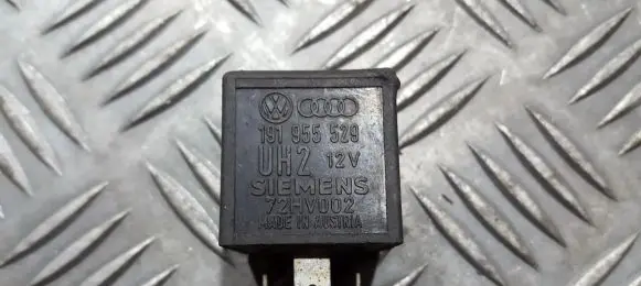 Volkswagen Golf II Other relay 191955529 72hv002