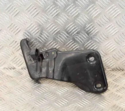 Maserati Ghibli Fender mounting bracket