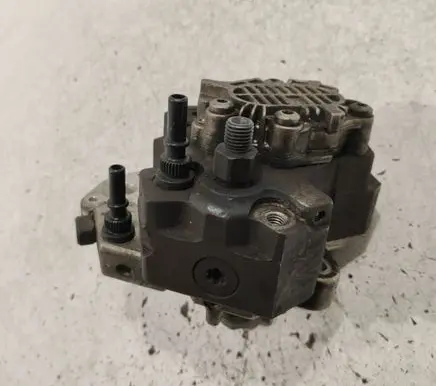 Fuel injection high pressure pump