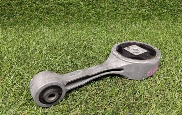 Volkswagen Polo Gearbox mount PX0047
