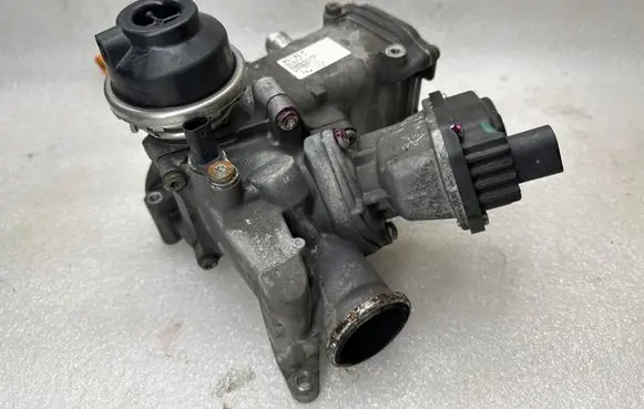 Audi A6 Allroad C7 EGR valve cooler 059131515CG 059131503t