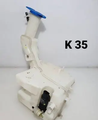 Volkswagen PASSAT B7 Windshield washer fluid reservoir/tank 3AA955453G