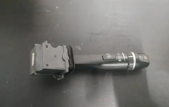 Volvo V70 Wiper control stalk 30798530