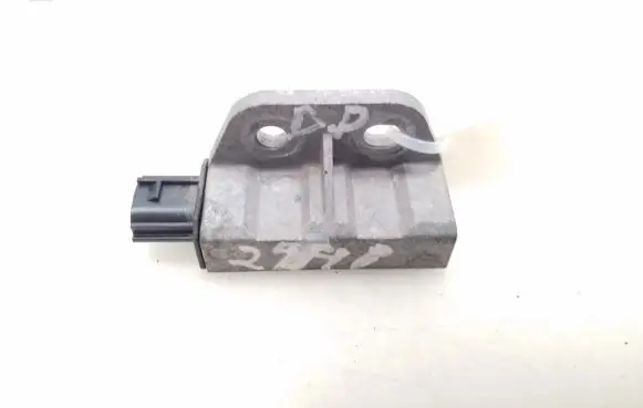 Nissan X-Trail T30 Airbag deployment crash/impact sensor