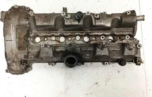 Toyota Auris 150 Rocker cam cover 