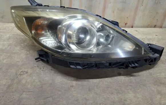 Mazda 5 Headlight/headlamp HCHR-651